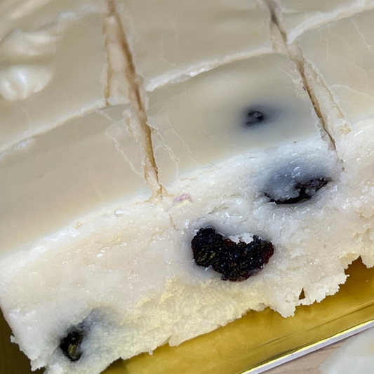 Celebrate Blueberry Season with Meem’s Fudge Shoppe’s Blueberry Lemonade Fudge
