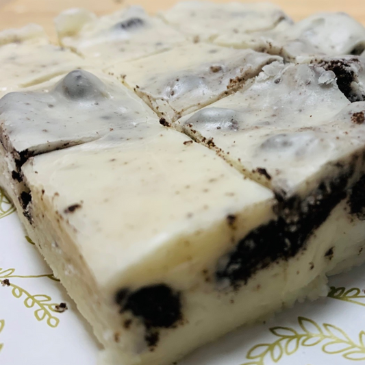 Gluten Free Cookies and Cream Fudge Fudge
