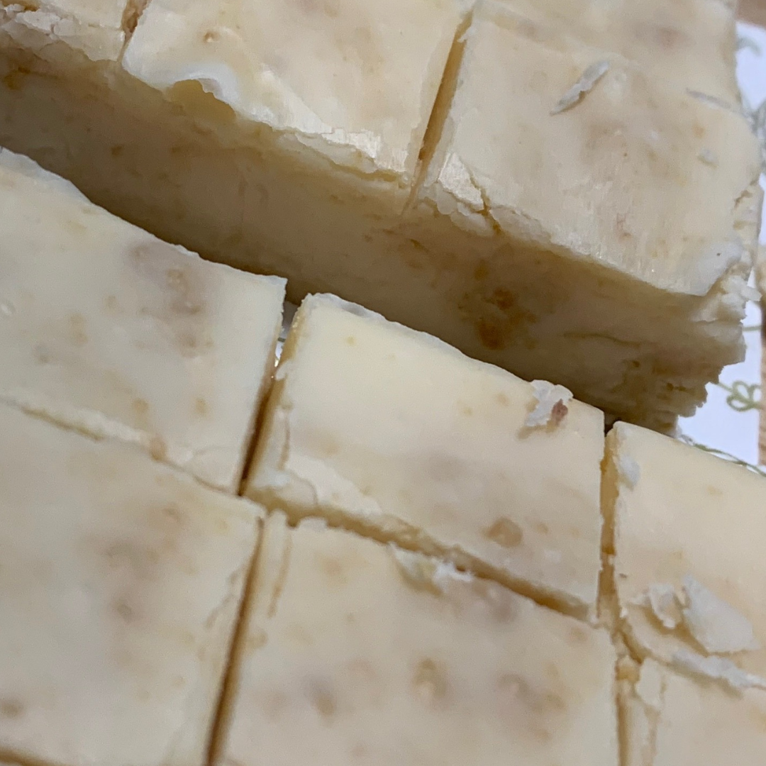White Chocolate Macadamia Nut Fudge